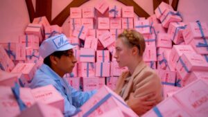 Tony Revolori and Saoirse Ronan in The Grand Budapest Hotel